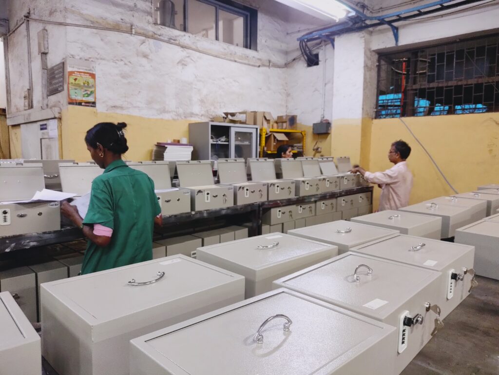 Factory Images_SilverTechno-52 (1)