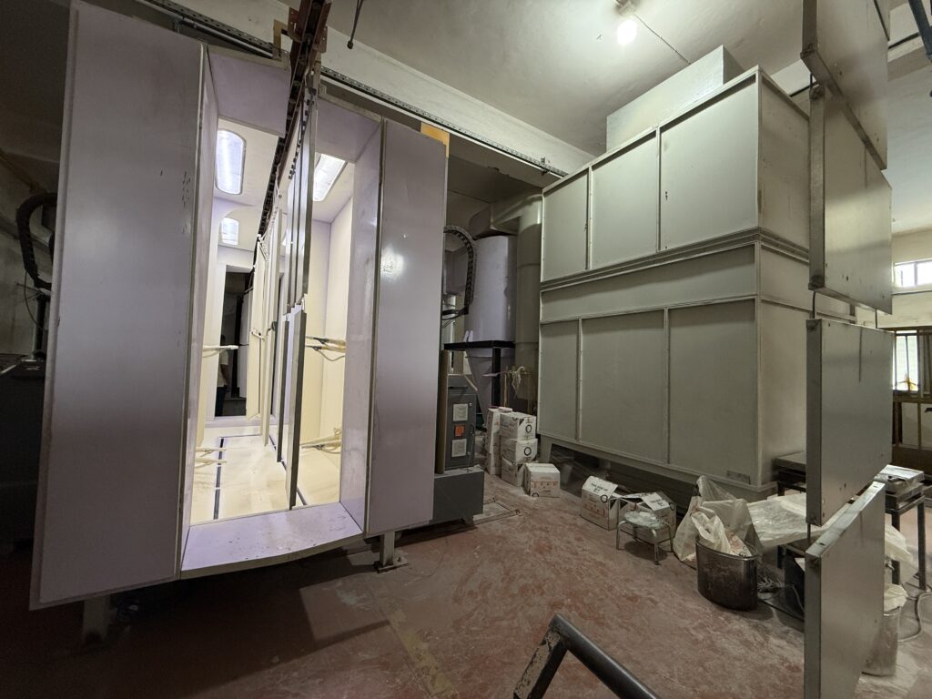 powder coating machinery in fabtech India by furnisys