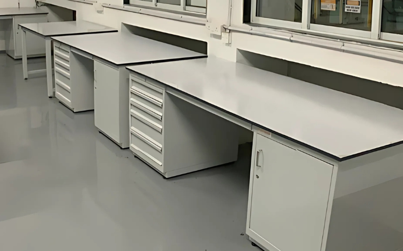 Differential Scanning Calorimeter (DSC) workbenches