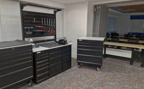 Manufacturing pro series industrial workstation2